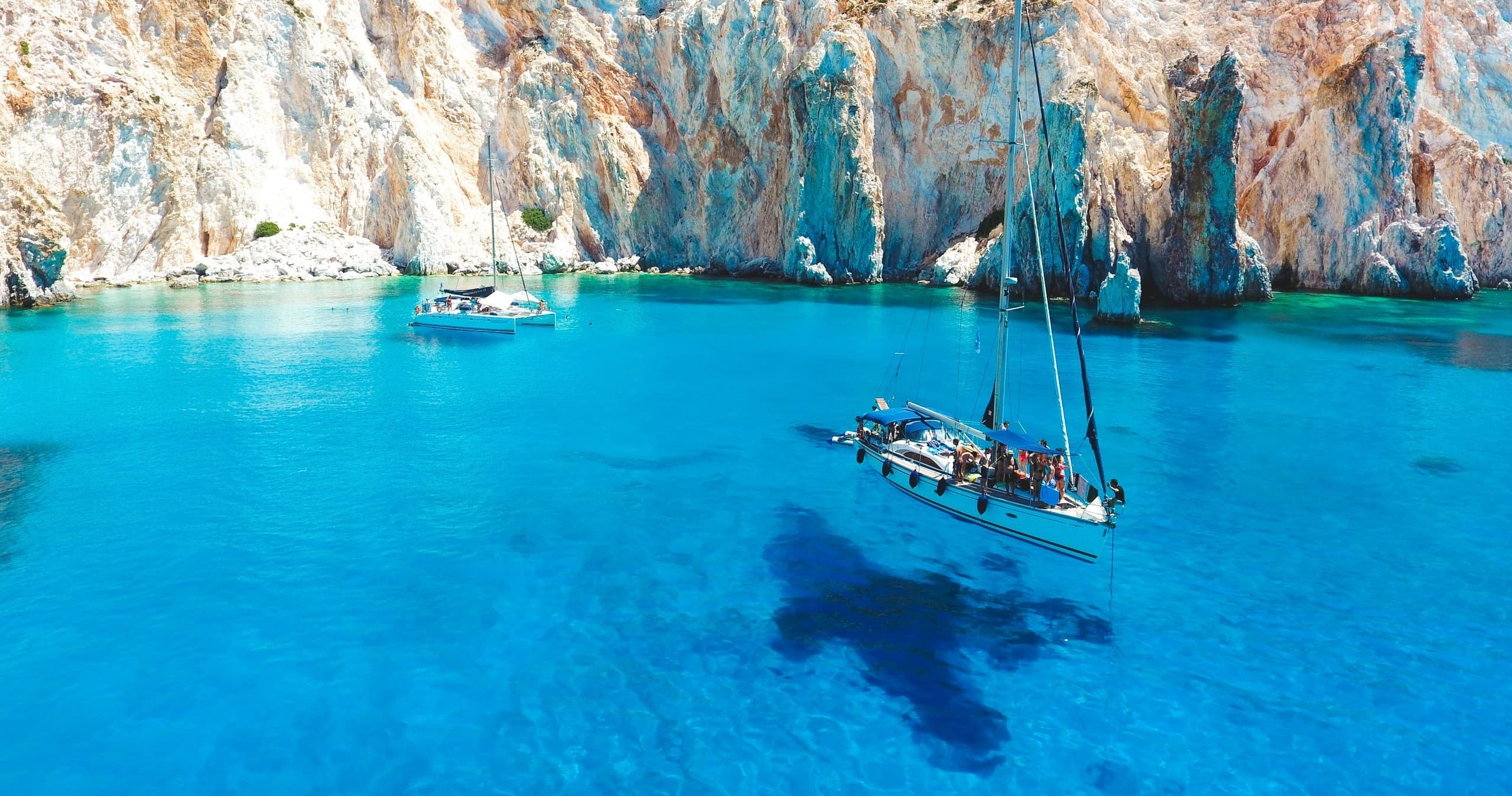 Round of Milos and Poliegos Sailing boat cruise