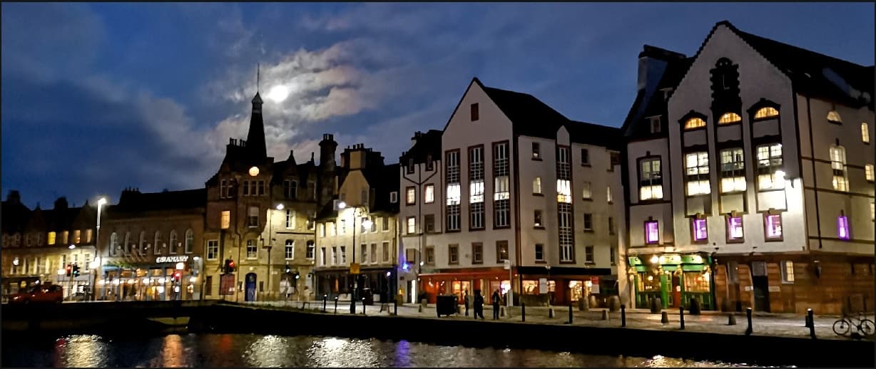 TOUR de Leith, The Shore & Trainspotting