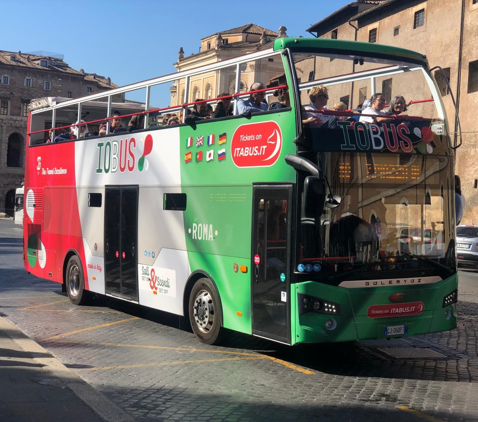 Rome: 24h Hop On Hop Off Open-Bus Tour Ticket