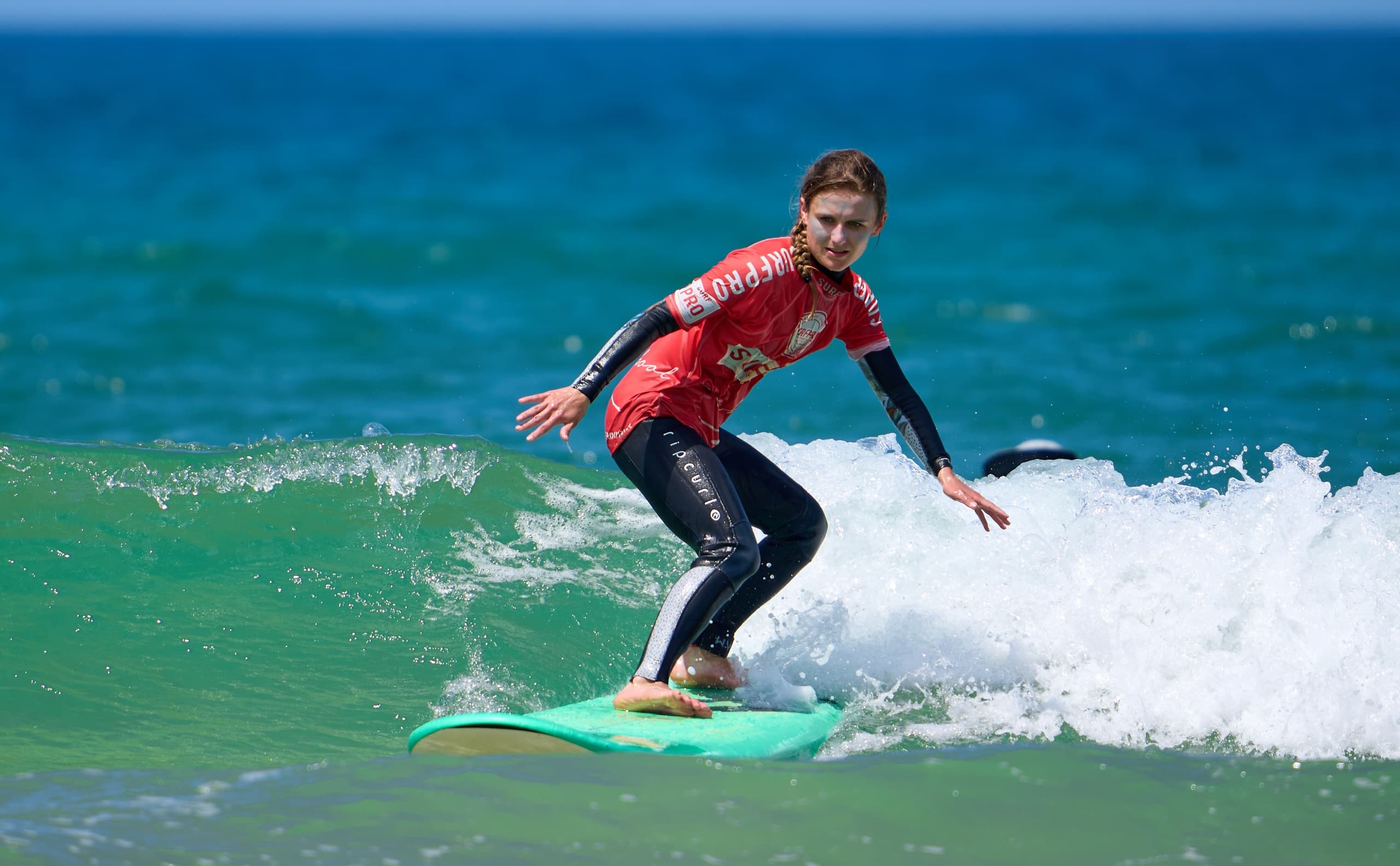 10 AM Surf Lesson in Caparica Lisbon - Join solo or with your friends/family