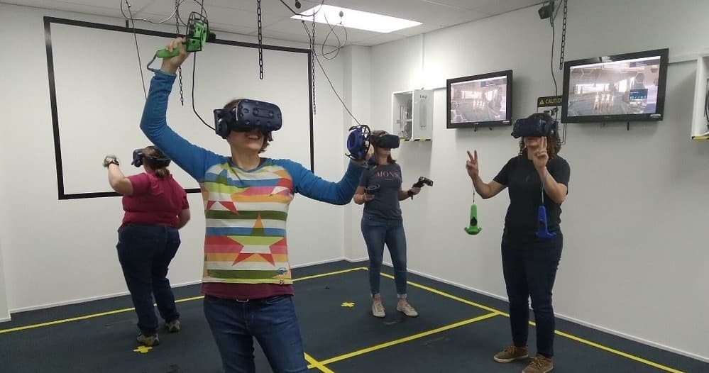 VR Games & Experiences