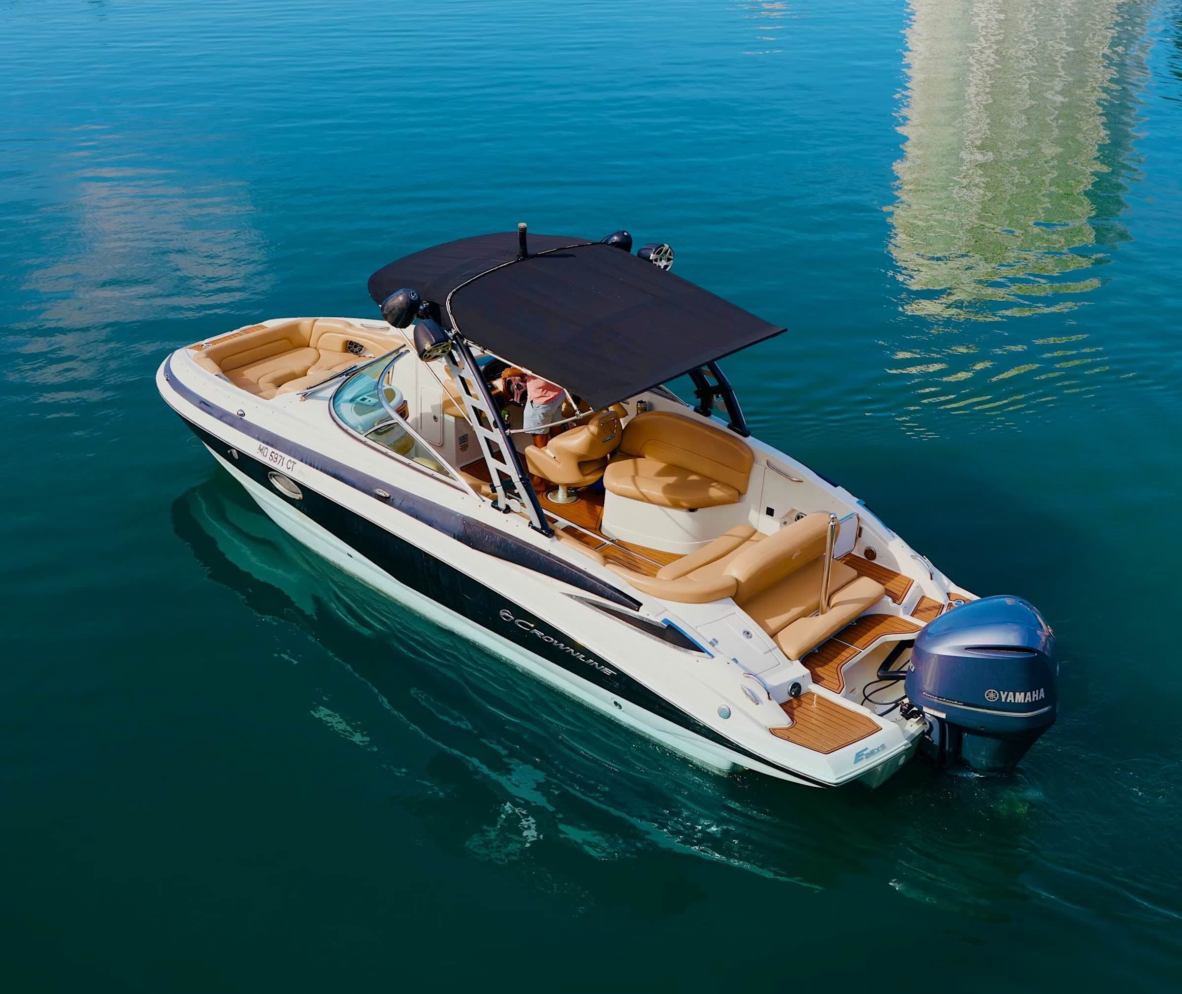 27' CROWNLINE