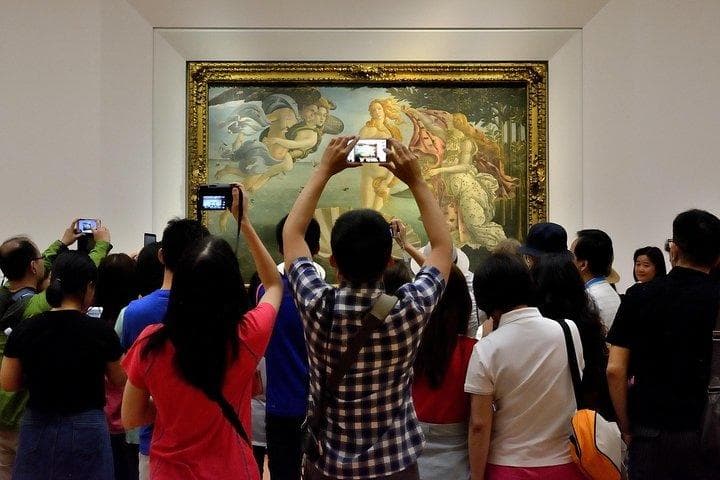 Private Tour of Uffizi & Basilica Of Santa Croce