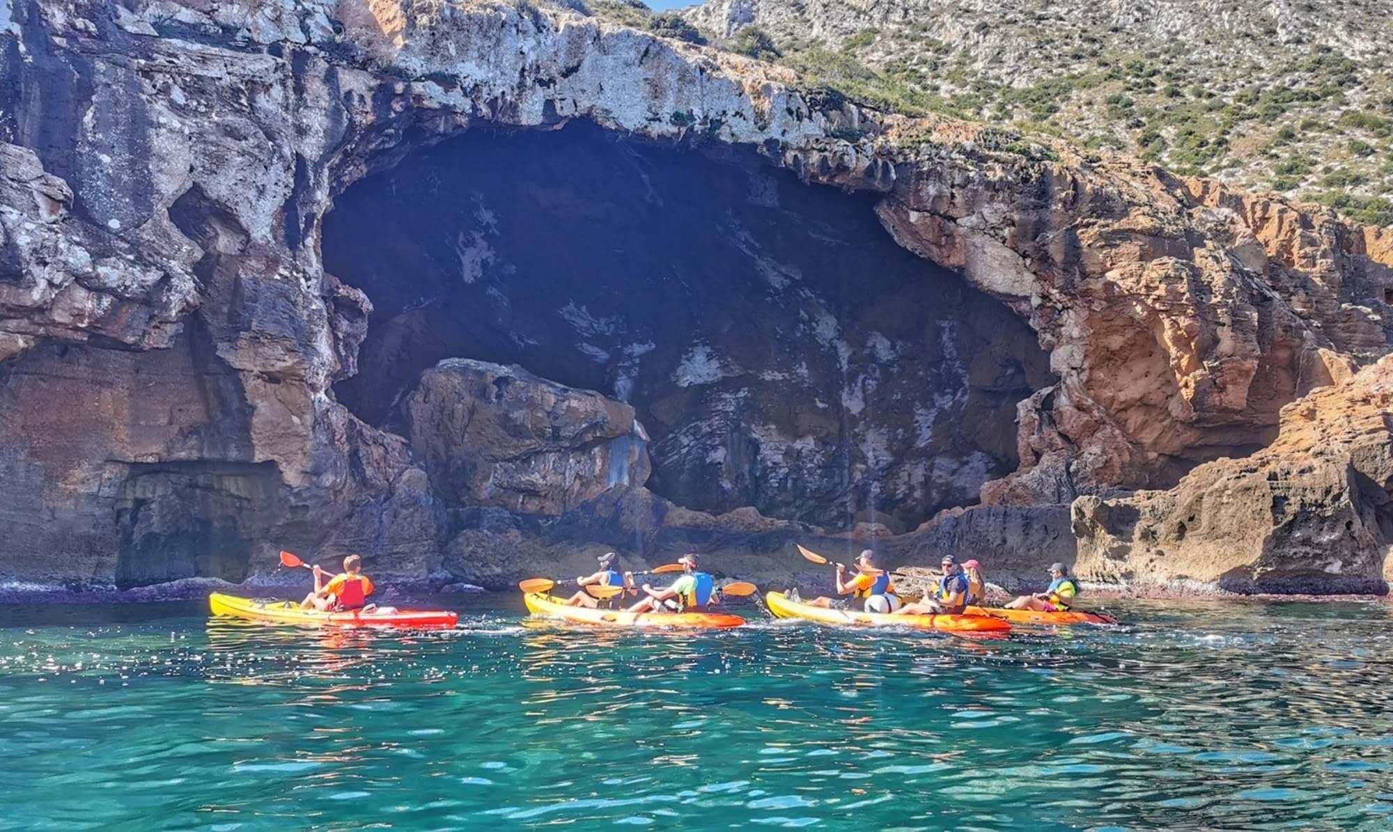 Cova Tallada en Kayak