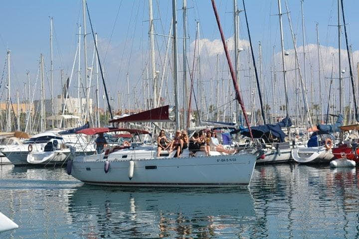 Private Sailing Charter • 11 Guests