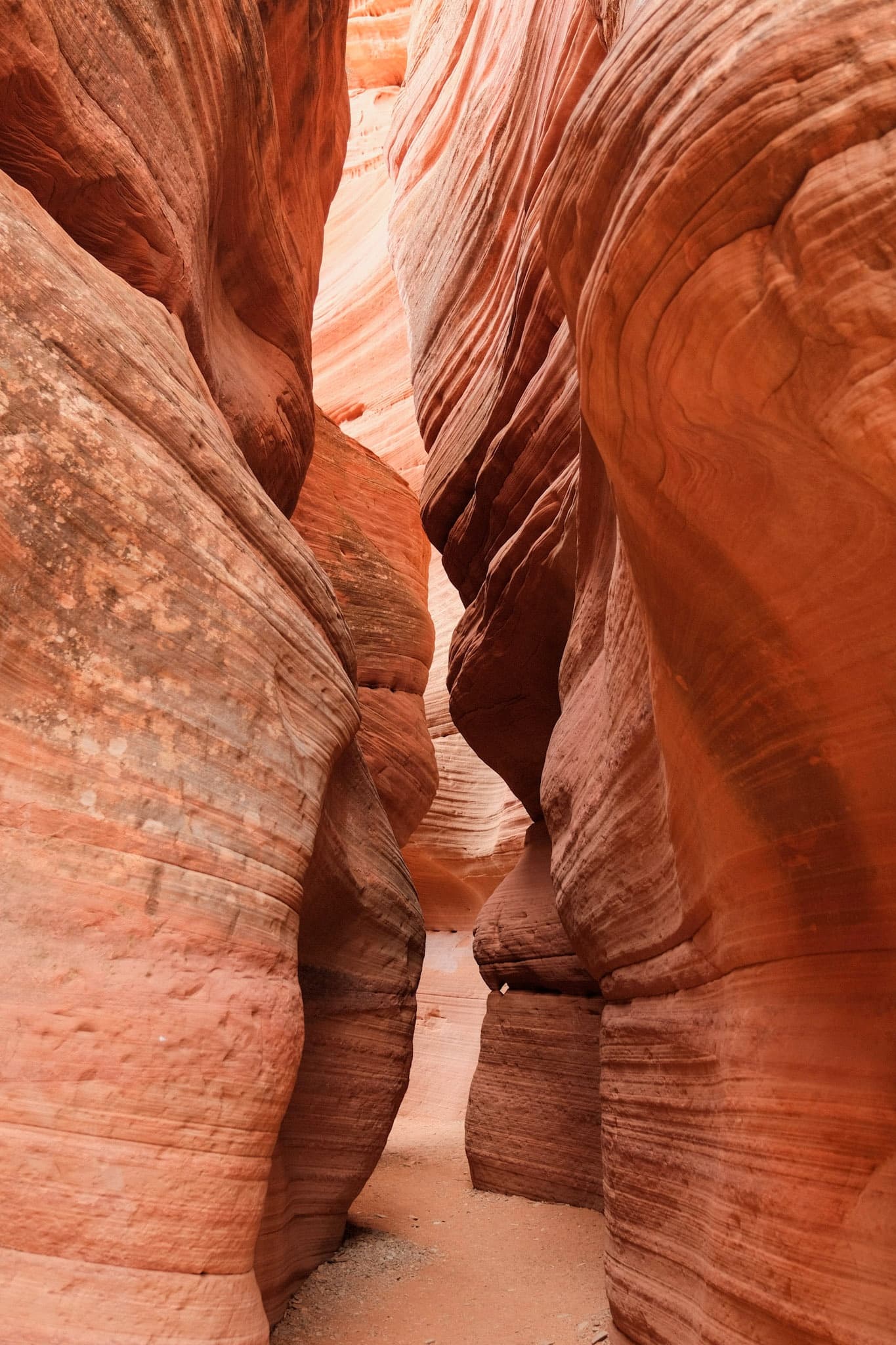 Sandboarding Peek-A-Boo Slot Canyon UTV Tour