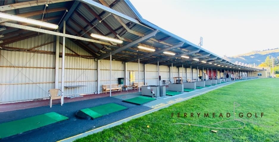 DRIVING RANGE EXCLUSIVE 3 BAYS RESERVATION