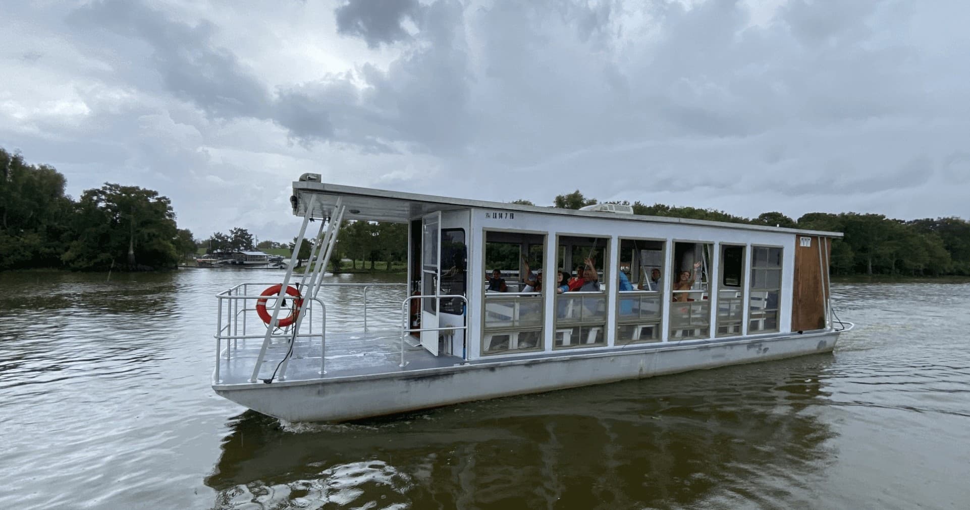 Traditional Barge Tour