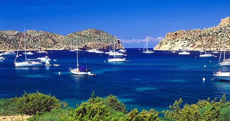 Ruta Isla de Cabrera y Cueva Azul – Día Completo