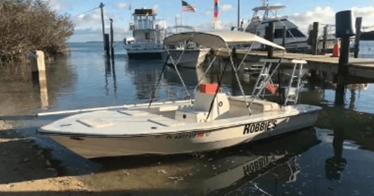 18' Poling Skiff Boat Rental