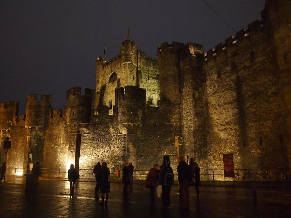 🇬🇧 Private Tour: The Dark Side of Ghent
