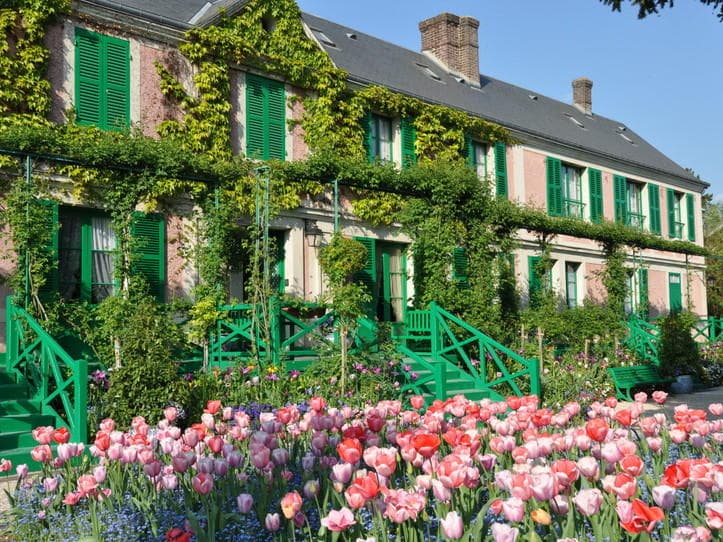 Private Tour • Giverny & Marmottan Monet Museum from Paris