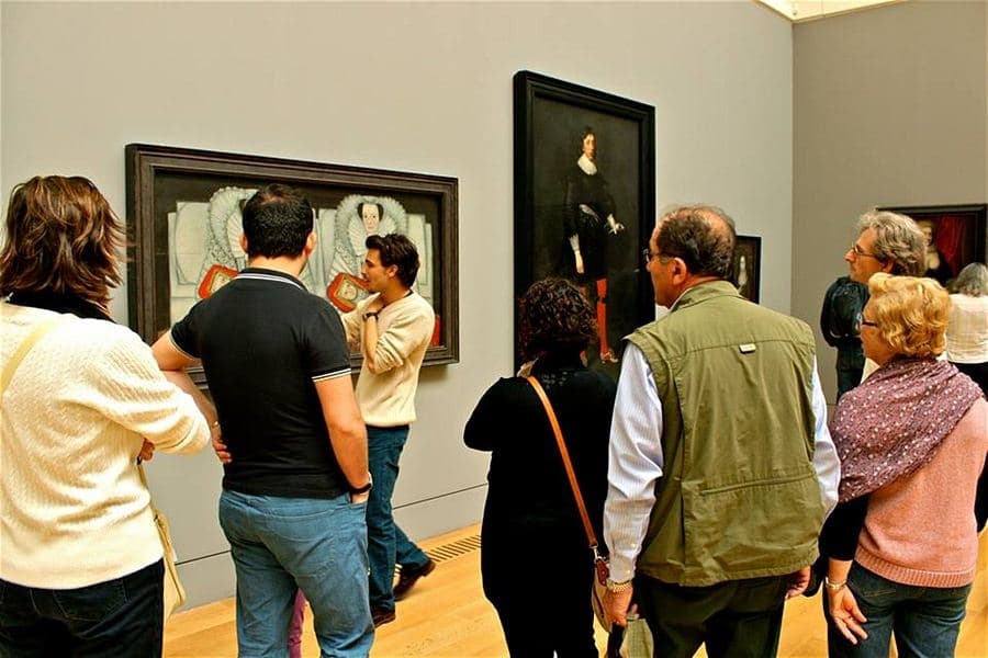 Da Tate a Tate: Viaggio Artistico lungo il Tamigi