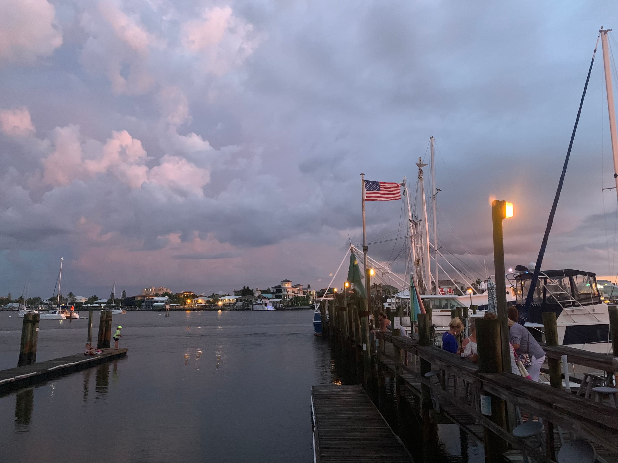 Sightseeing Dinner Cruise