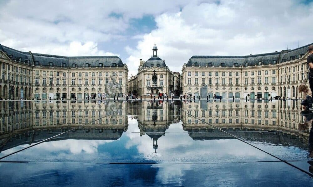 Bordeaux: Docks of the Left Bank