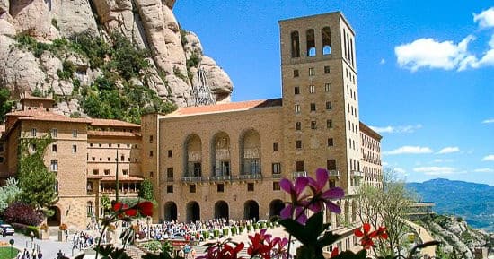Motorcycle Tour - Montserrat & Sitges