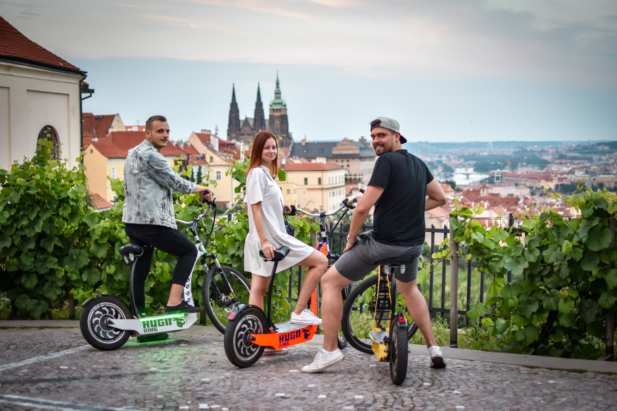 E-Scooter Grand City Tour - Private Tour