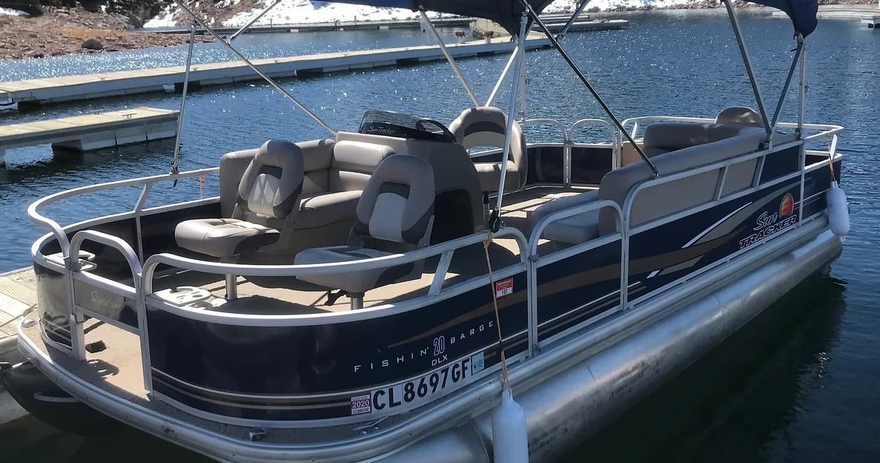 22' Sun Tracker