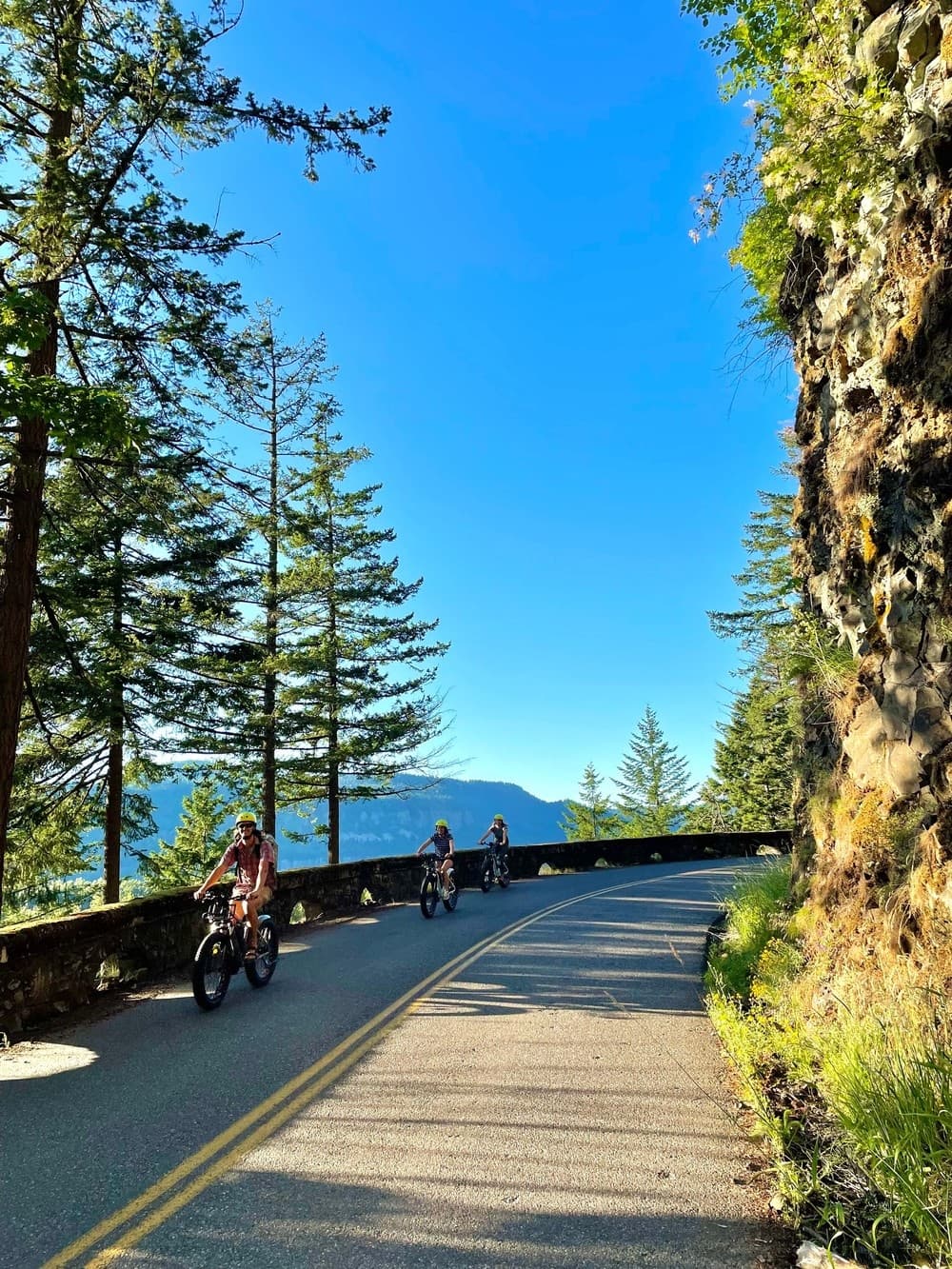 Full Day Ebike Waterfall Tour at Multnomah Falls