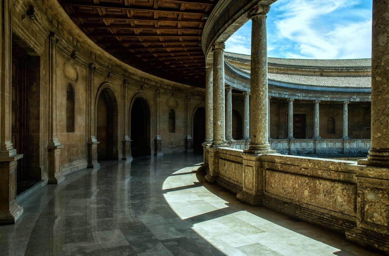 Descubre la Alhambra al completo: Audioguía con Palacios Nazaríes