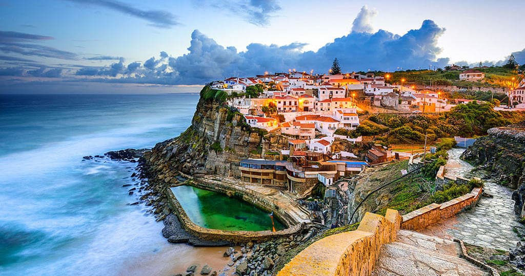 Sintra Full tour & Cascais
