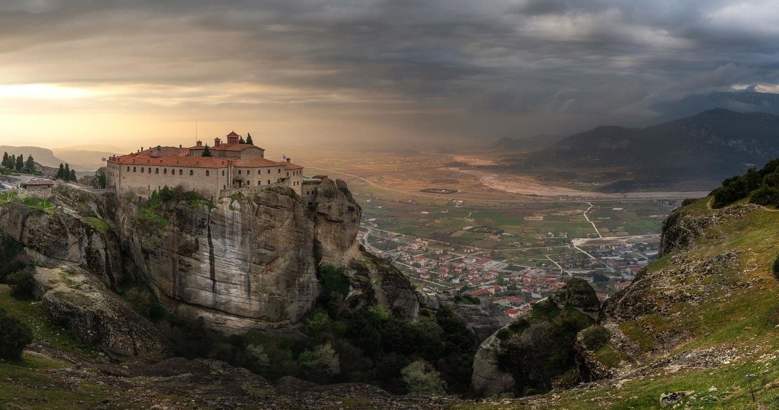 Private Sunrise Meteora Photo Tour