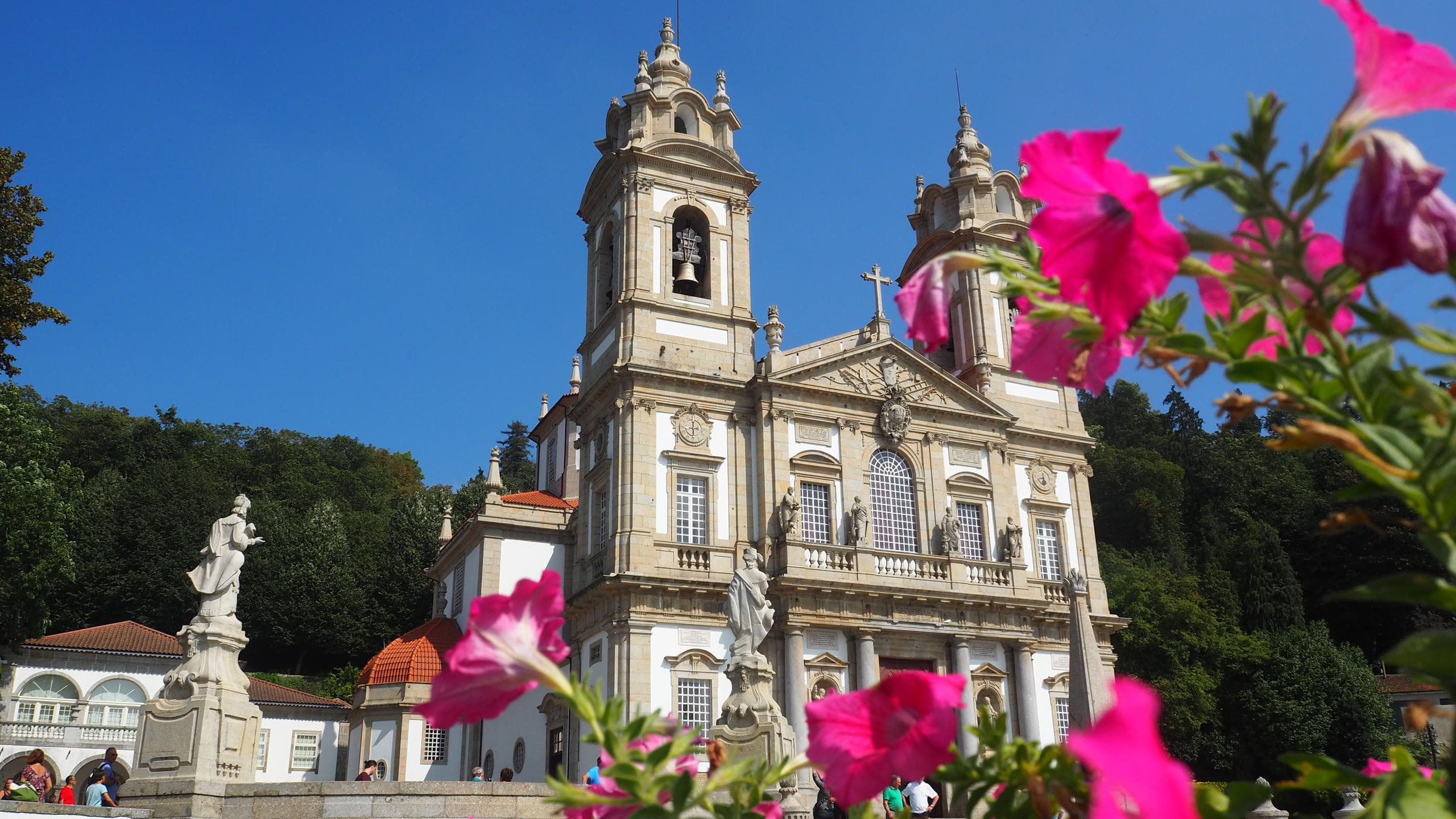 Tour Privado de Braga e Guimarães (Tudo Incluído)