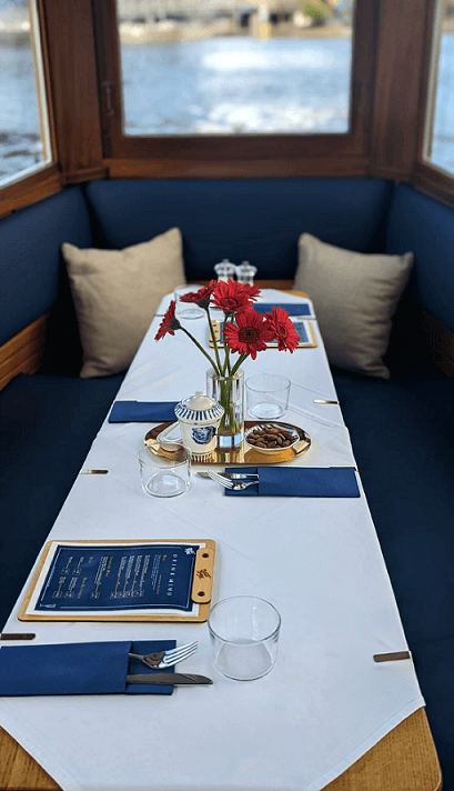 Private Dinner Cruise 3 courses