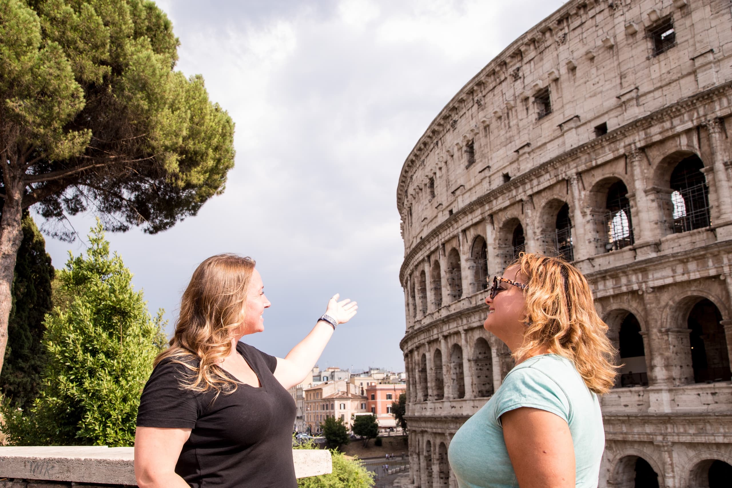VIP Extra Small Group Colosseum Tour
