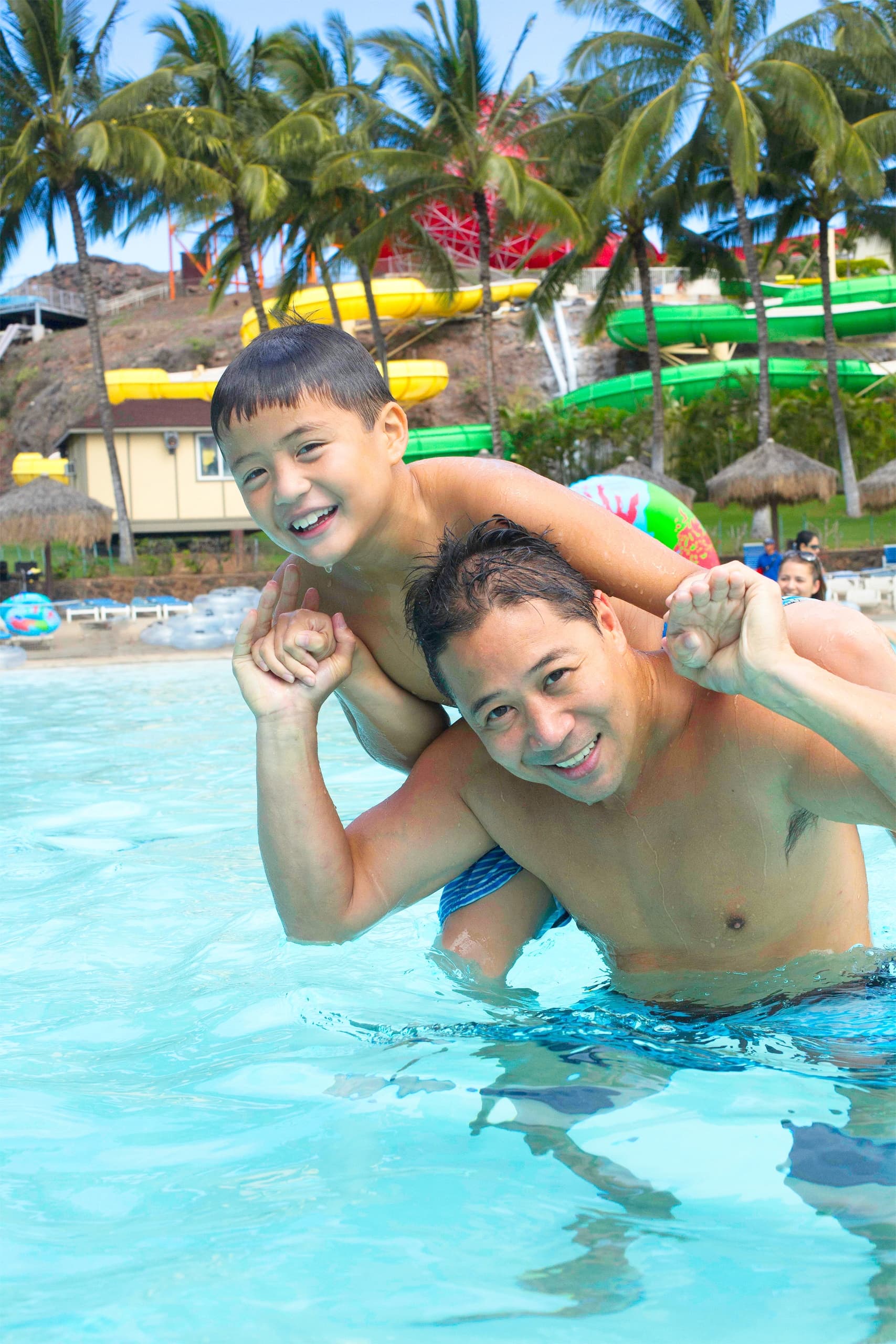 Wet 'n' Wild Admission with R/T Waikiki Transportation