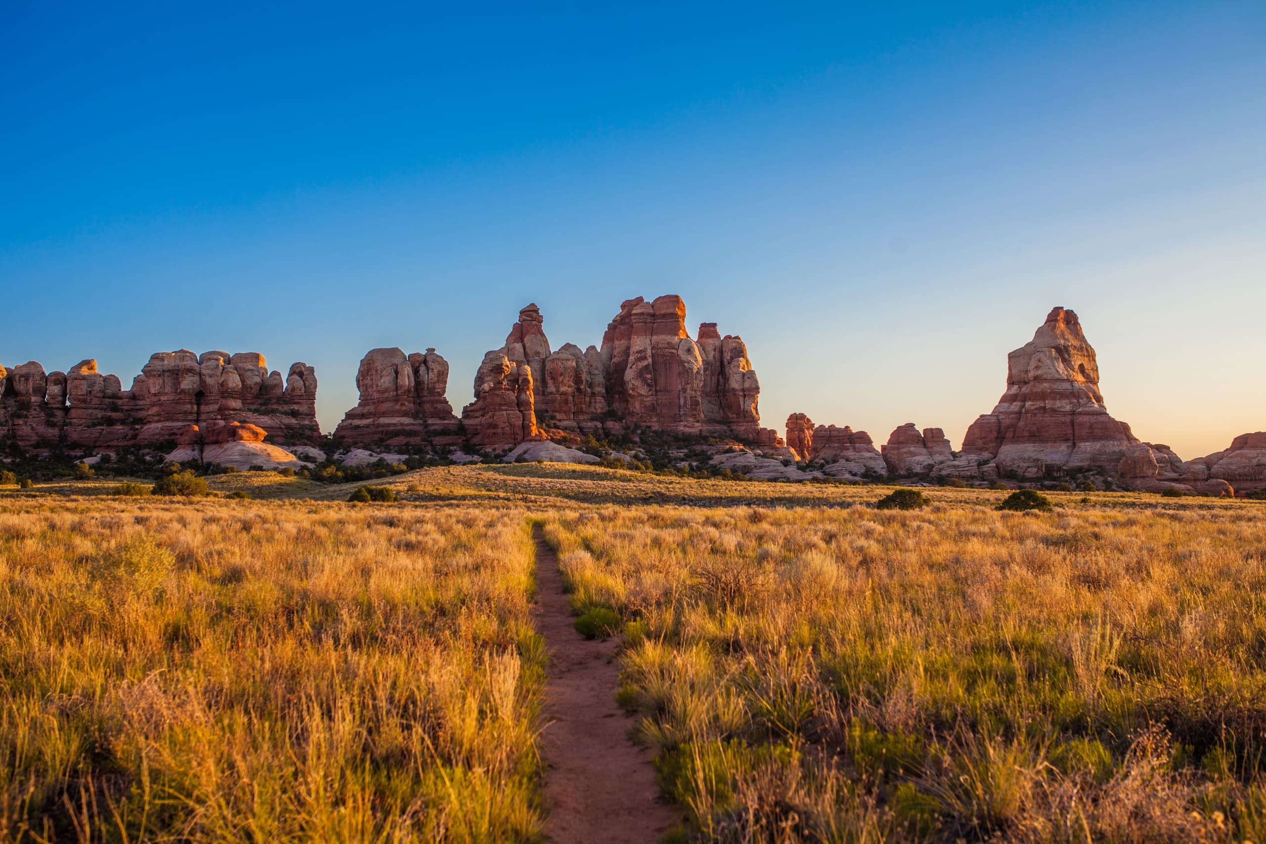 Canyonlands National Park Full Day Hiking Tour