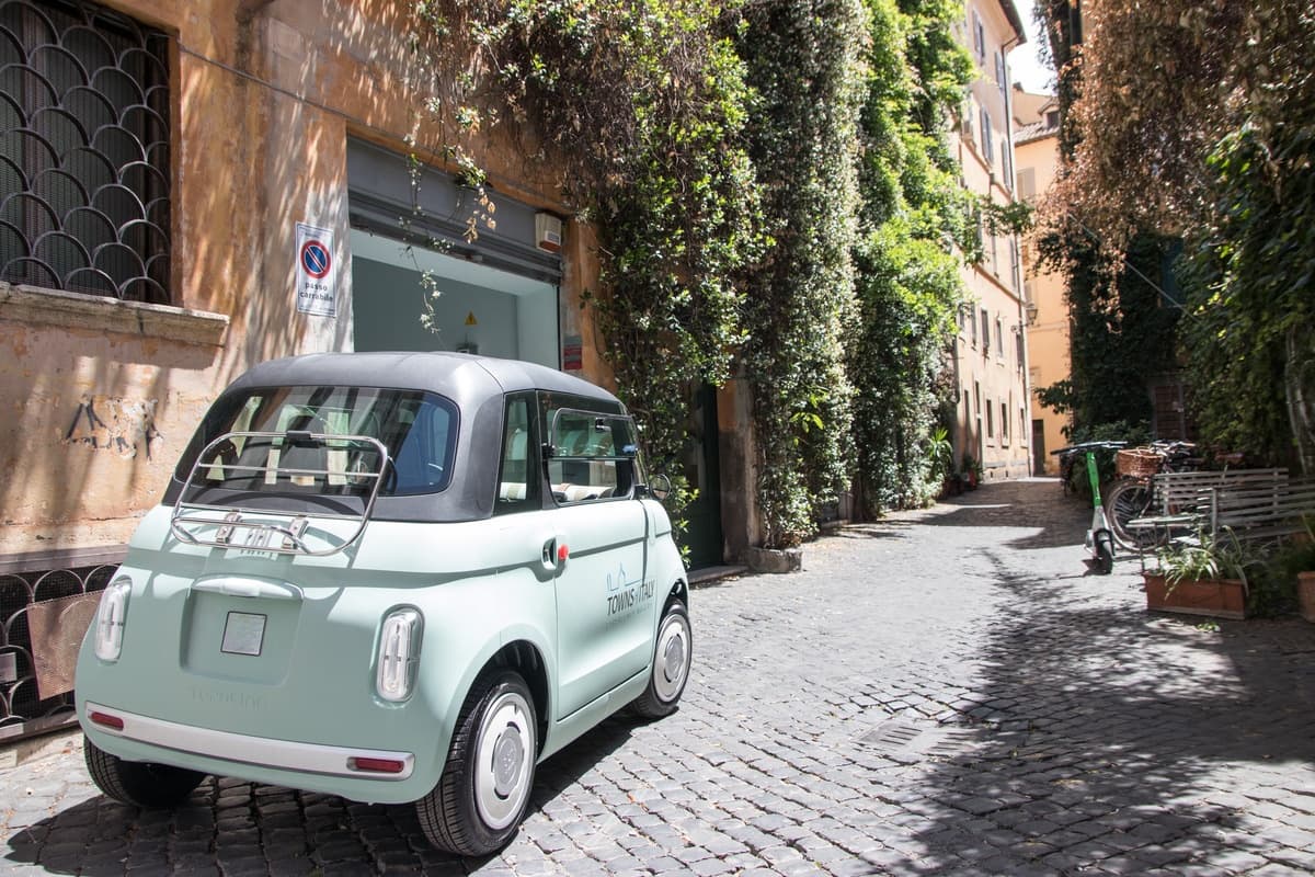E-CAR drive experience in Rome