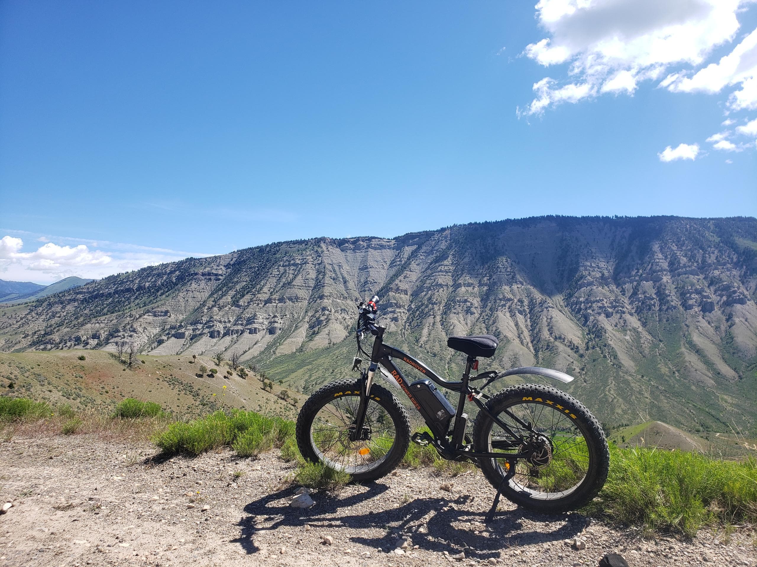 Bike & Hike to Osprey Falls - Guided E Bike Tour