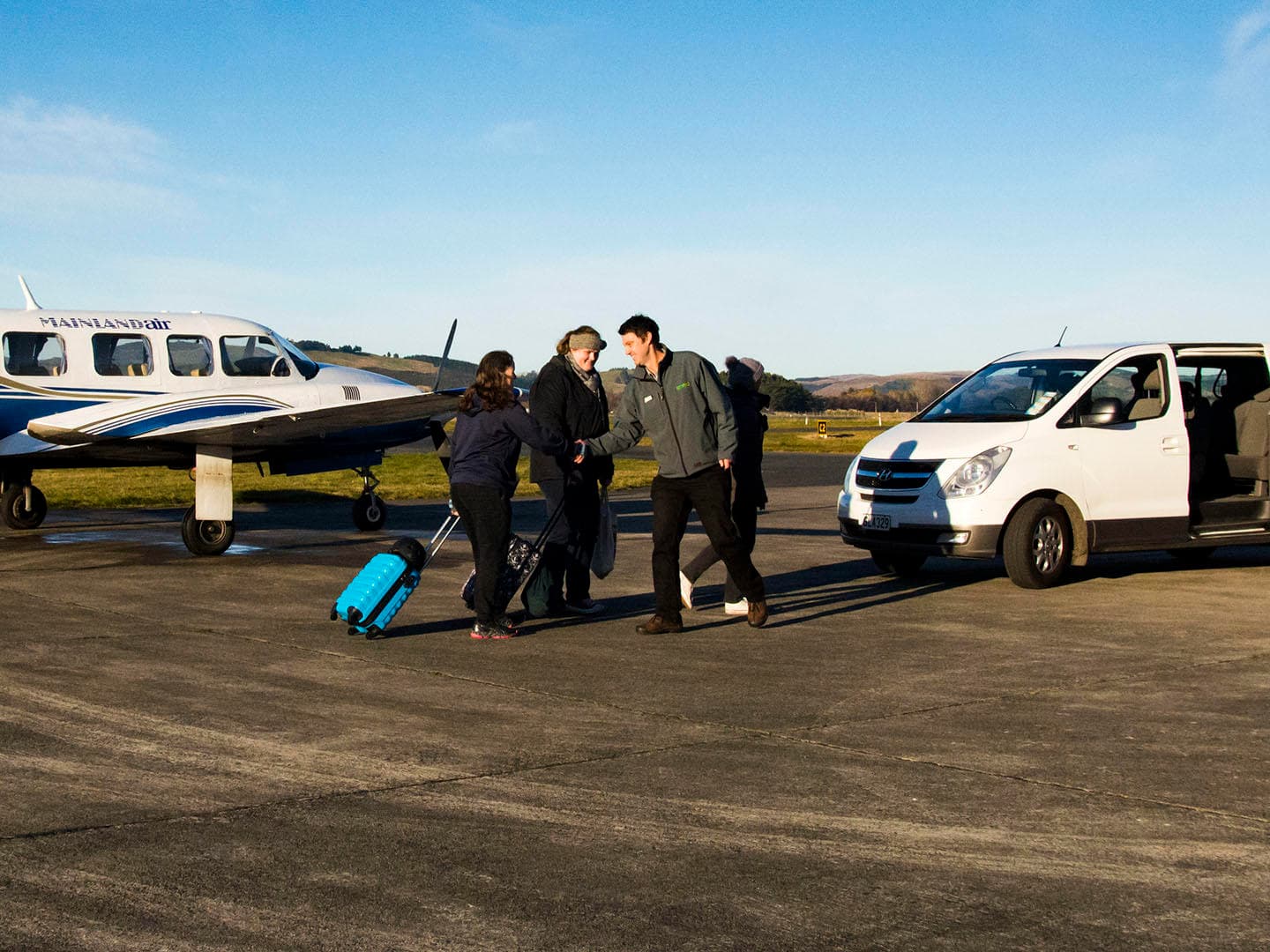 DUNEDIN AIRPORT to CITY Private Transfer