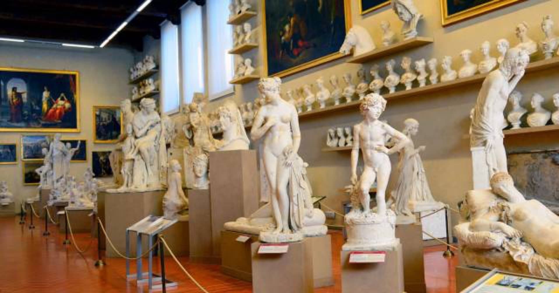 Uffizi + David & Accademia Small Group Tour