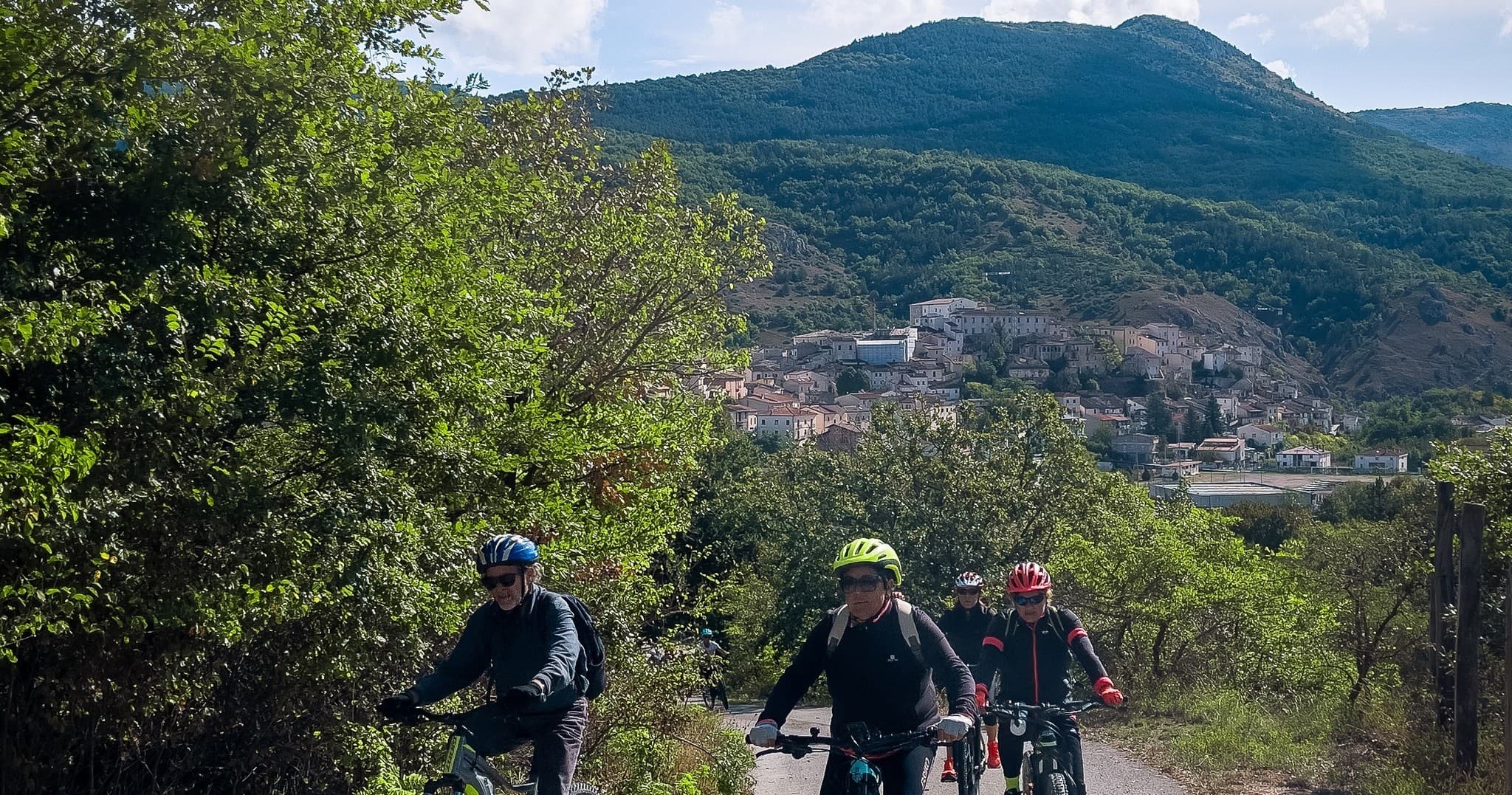 E-Bike tour tra i Borghi del Sirente
