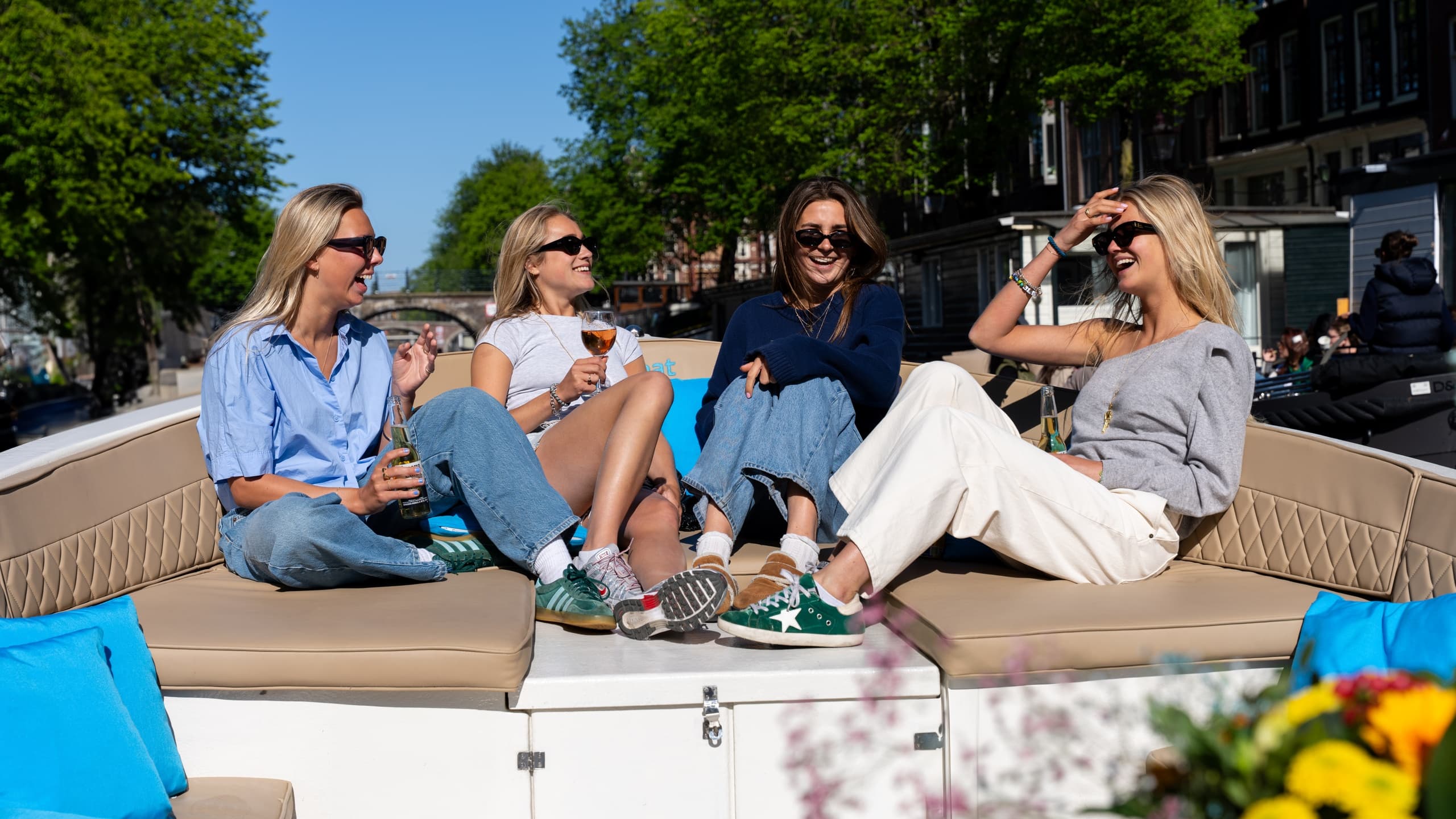 Open Boot Rondvaart vertrek vanaf Rosewood Hotel