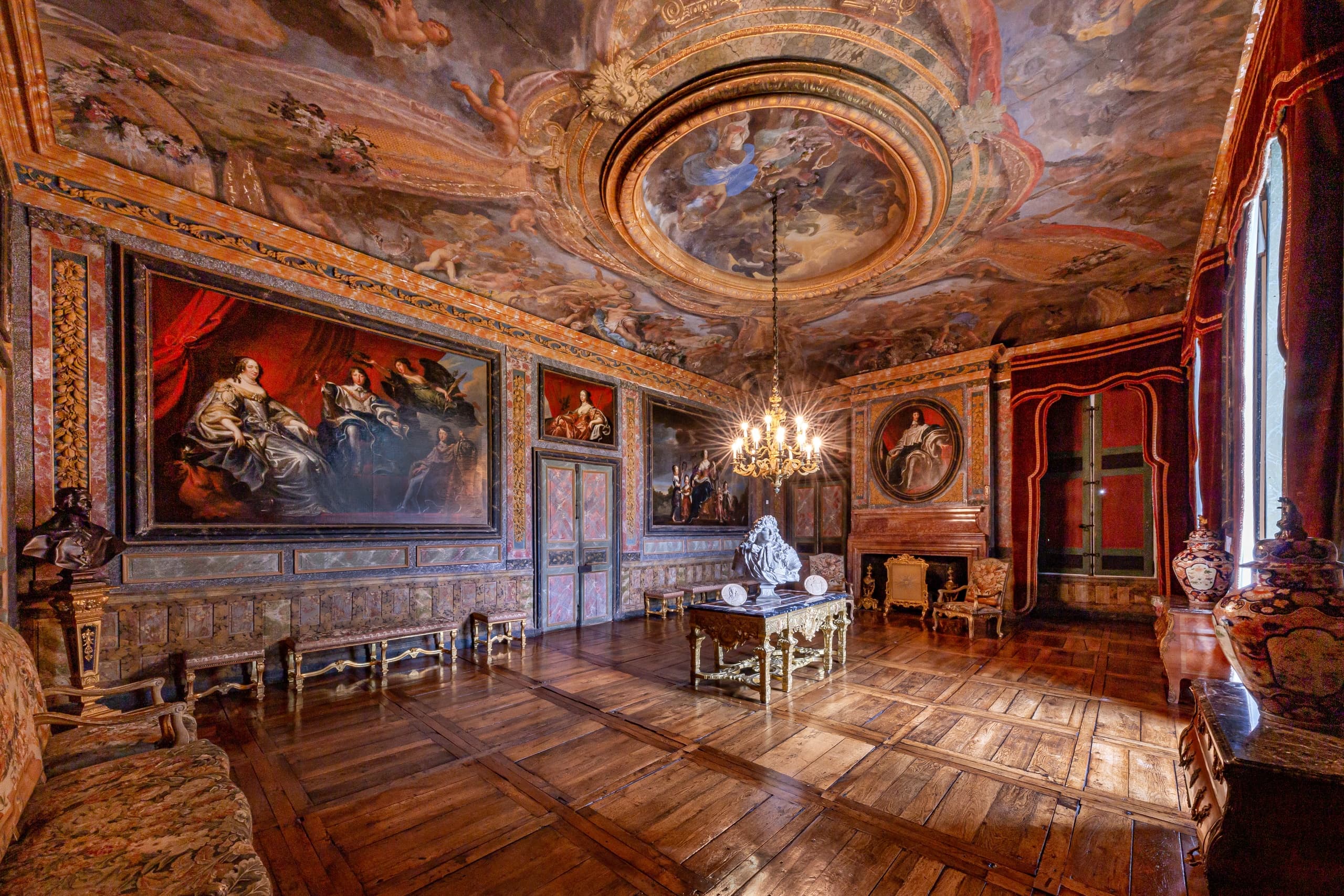 Visite guidée du château et visite libre du musée (+parc)