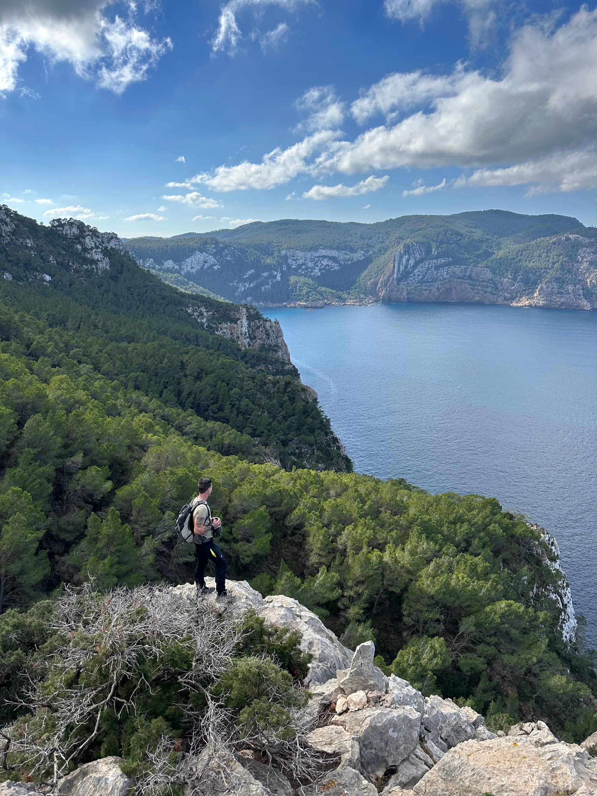 Evergreen Hike Station
