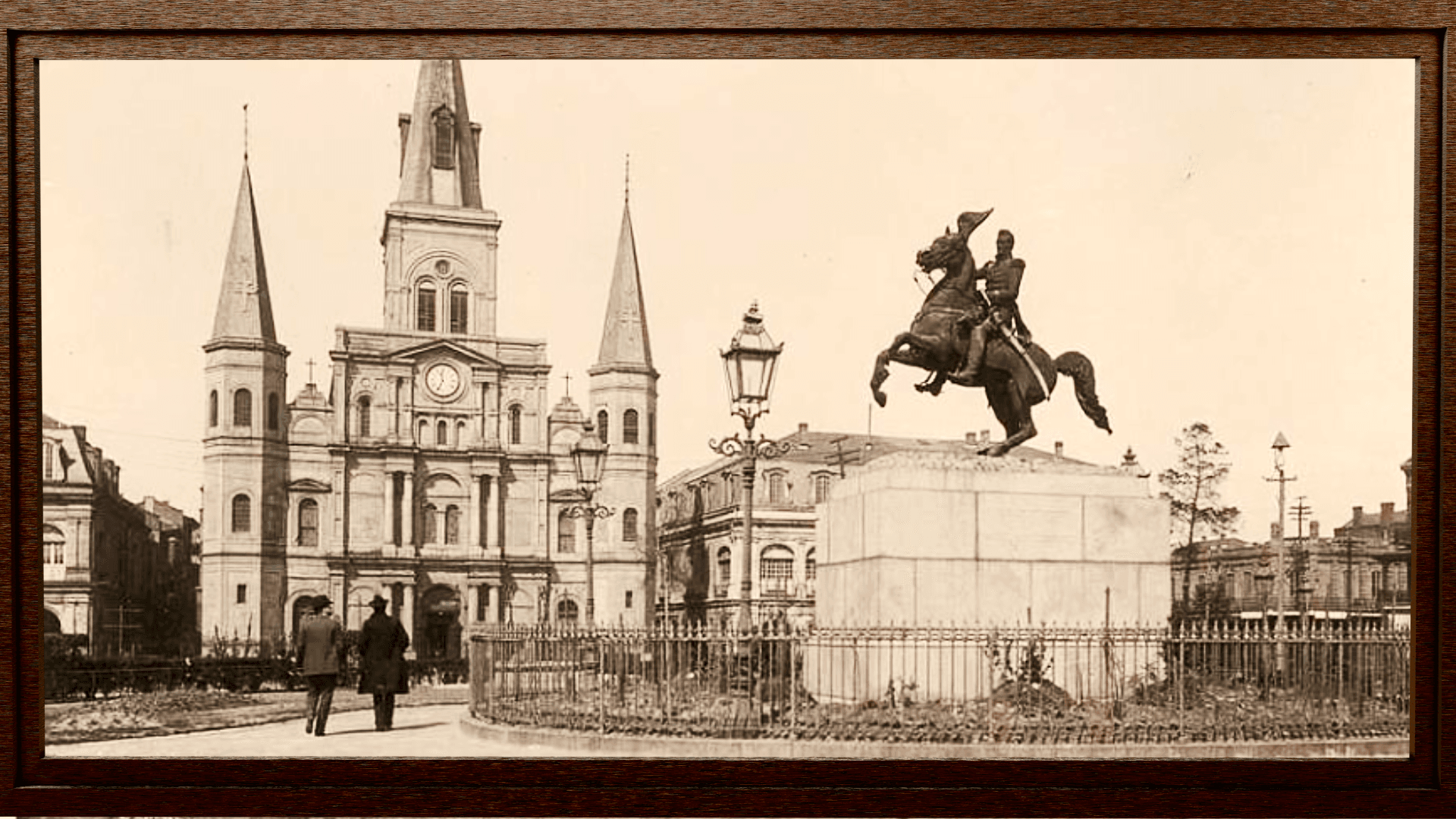 Eras of New Orleans: History Lovers Walking Tour