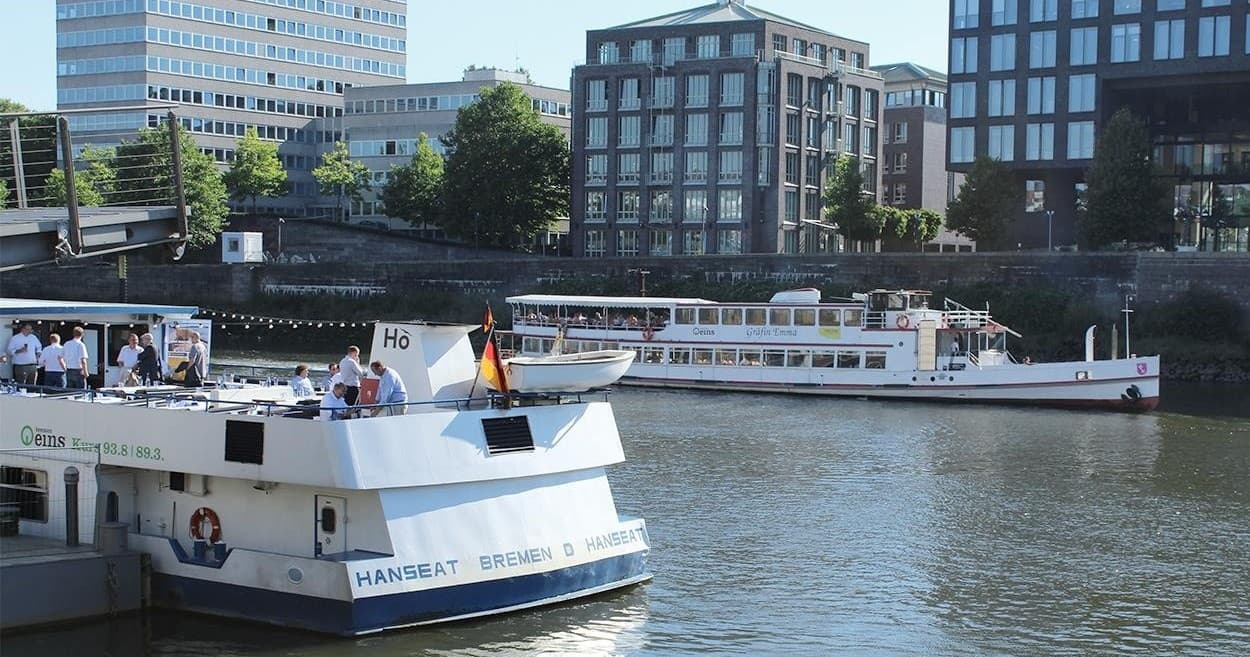 Einzelfahrt: Blumenthal → Bremerhaven, Seebäderkaje