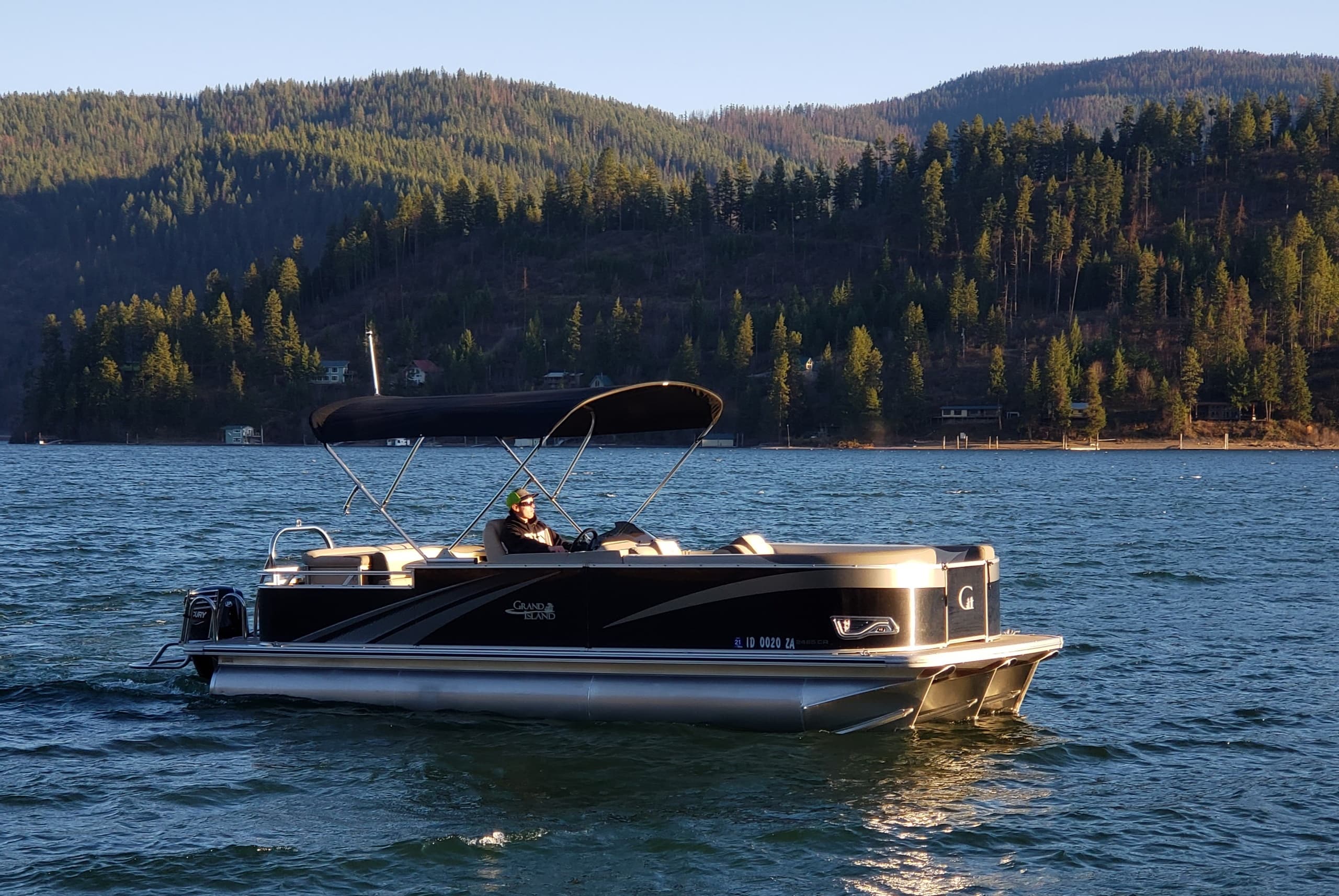 Deluxe Pontoon Rental