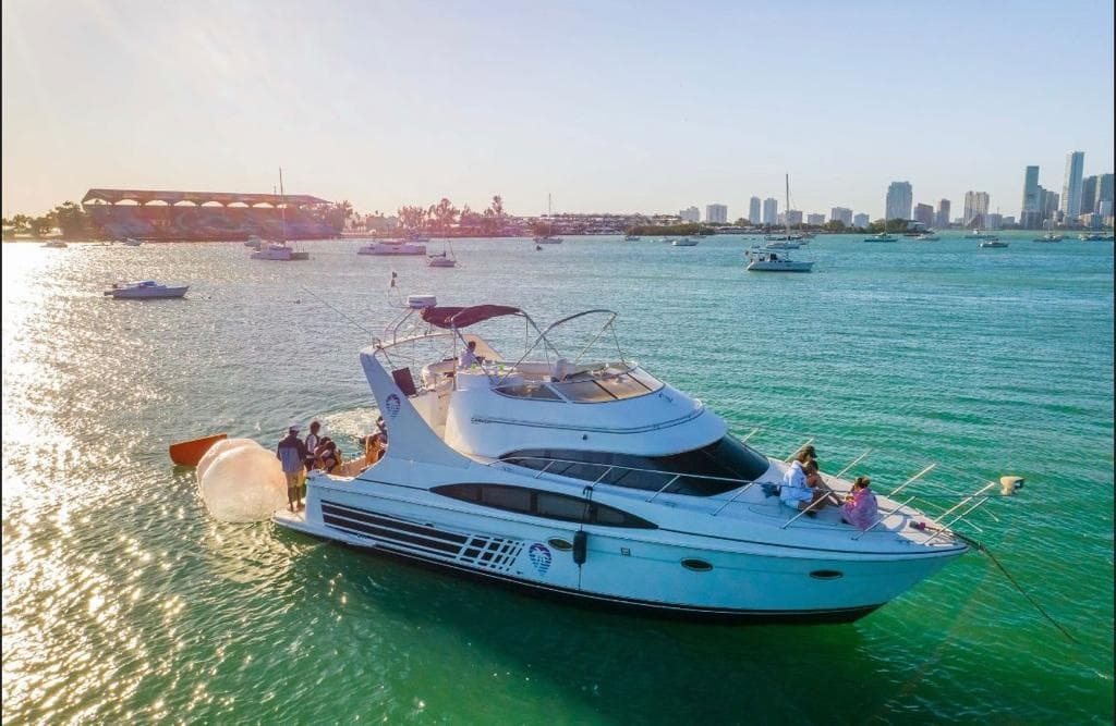 50’ Carver “DOMINATOR”