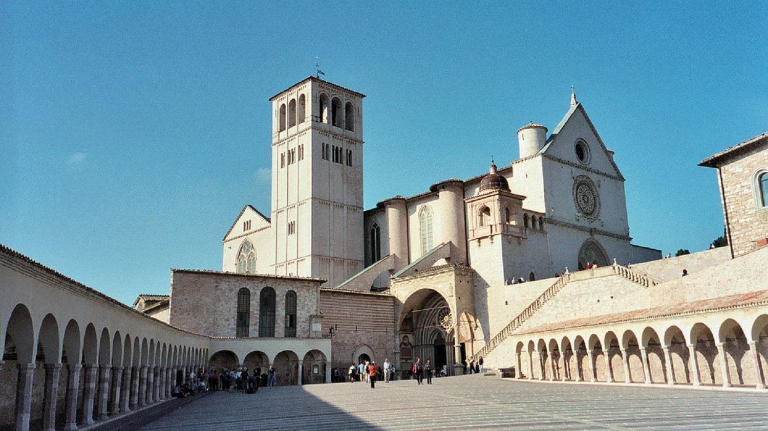 THE THREE MAJOR BASILICAS. ST. FRANCIS, ST. CLARE AND PORZIUNCOLA CHAPEL