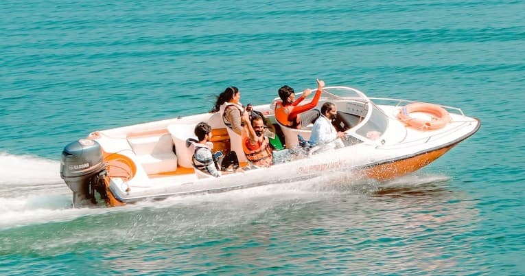 Banana Boat Cruises
