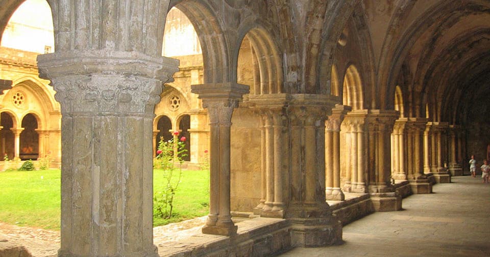 Tour Dia Inteiro Coimbra & Bussaco & Aveiro