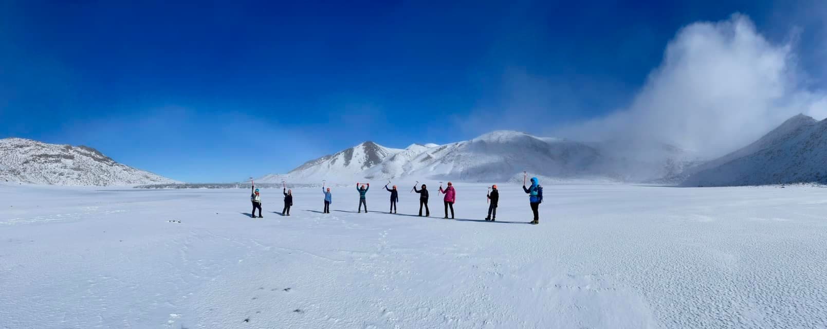 Winter Tongariro Alpine Crossing - Group Guided Tour (All Inclusive)