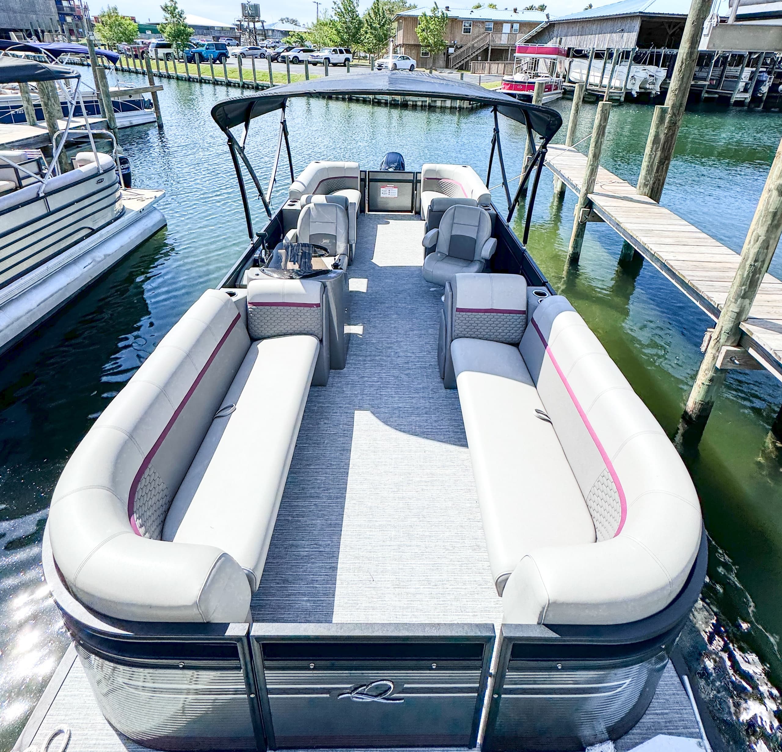 Premium Tritoon Boat