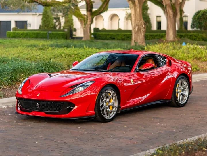 Ferrari 812 Superfast Rental