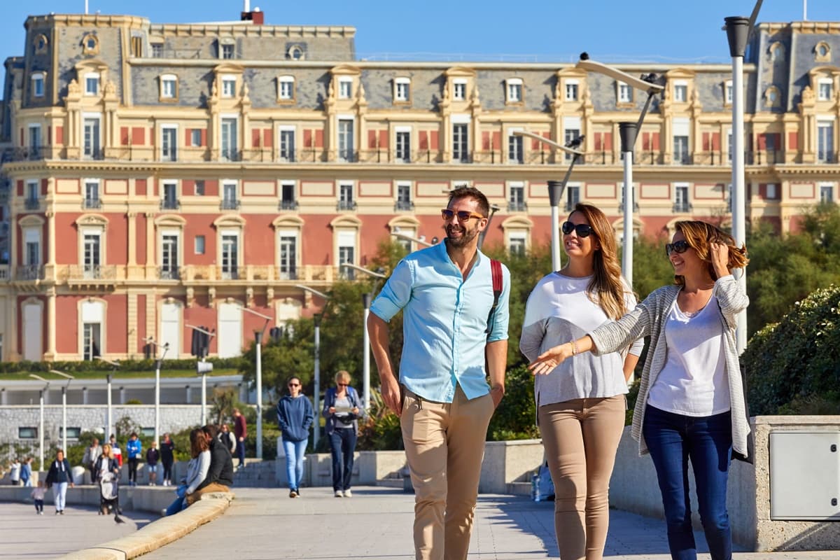 Tour privado a Biarritz y la costa vasco-francesa desde San Sebastián